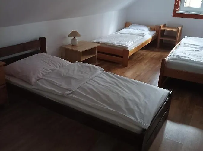 Fantastyczny Dom W Lesie *